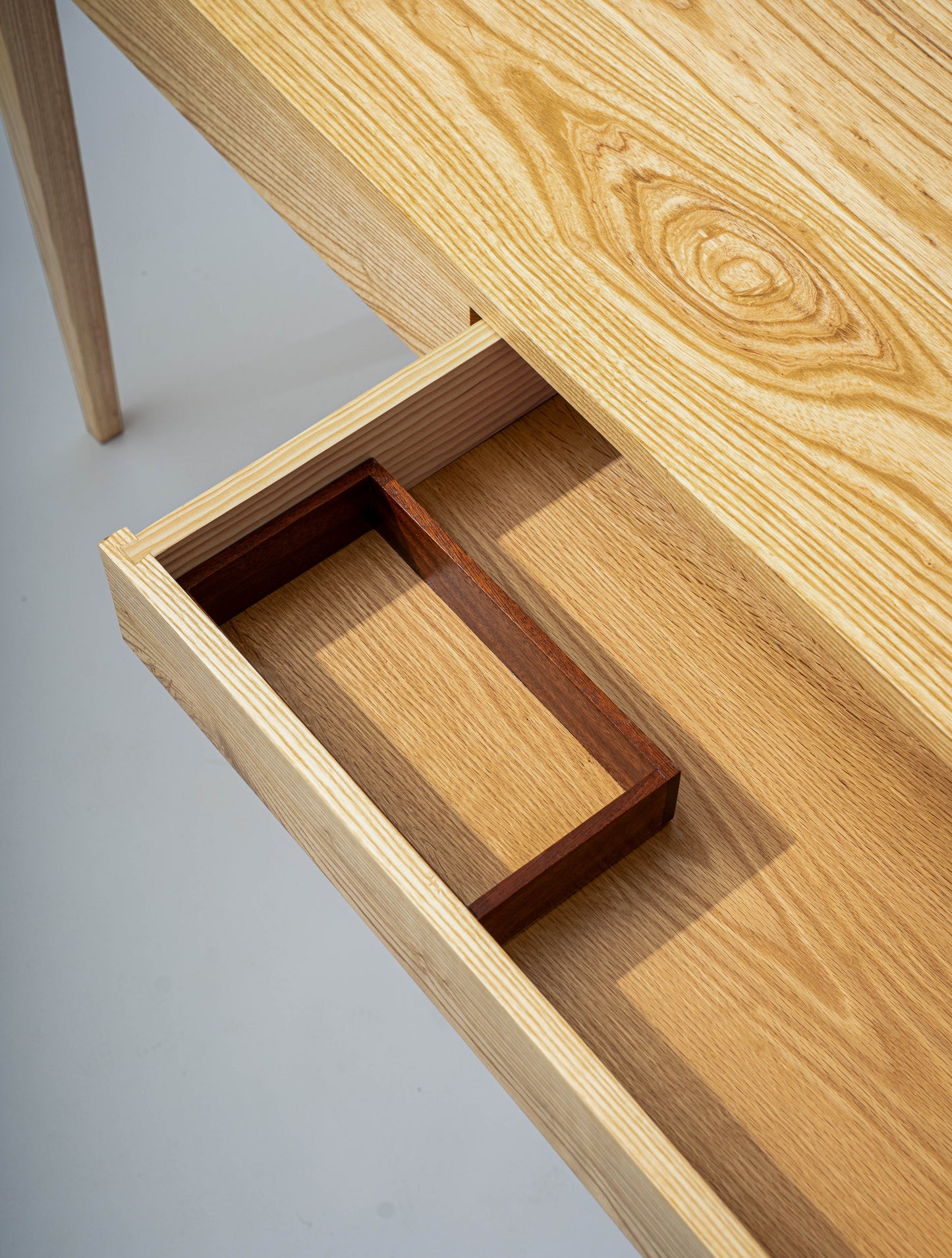 Bunyaad Desk