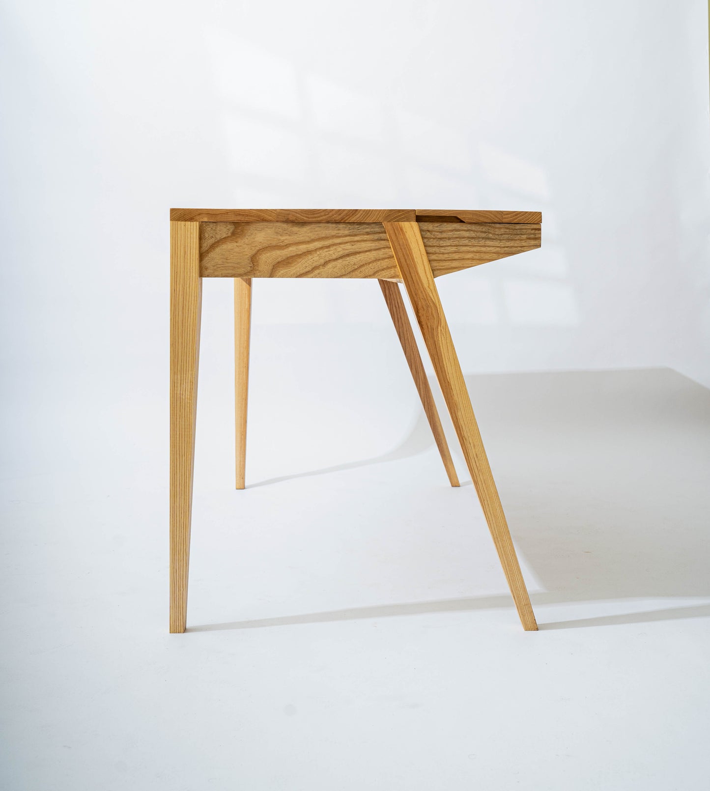 Bunyaad Desk